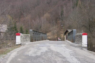 Agrandir l'image 1 sur 2, fenêtre modale