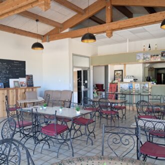 Mise en occupation du bar-restaurant de l'aérodrome d'Aspres-sur-Buëch