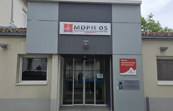 Façade de la Maison départementale de l'autonomie (MDA)