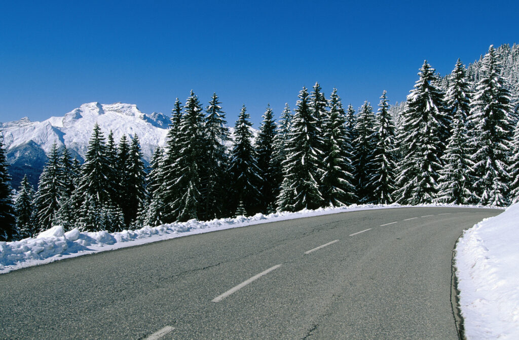 Route dégagée, « au noir » - Agrandir l'image, fenêtre modale