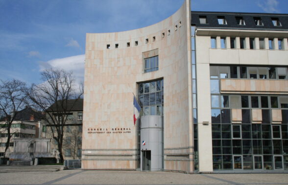 Façade de l'Hôtel du Département