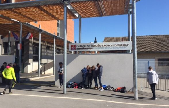 Entrée du collège Vivian Maier